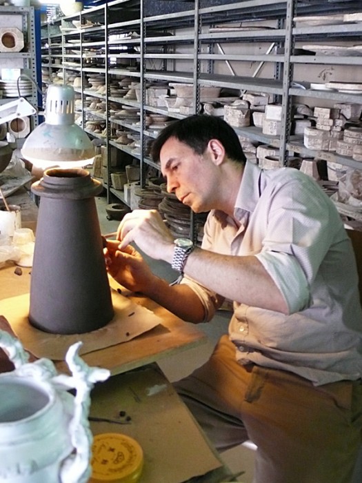 Astier de Villatte の陶器白の釉薬が生む独特の風合い アスティエ・ド