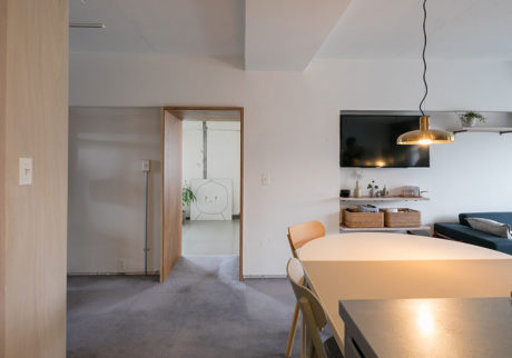建築家夫妻のリノベーション1つの家に2つのニュアンス、 余白が作る豊かな広がり 建築家夫妻のリノベーション1つの家に2つのニュアンス、 余白が作る豊かな広がり