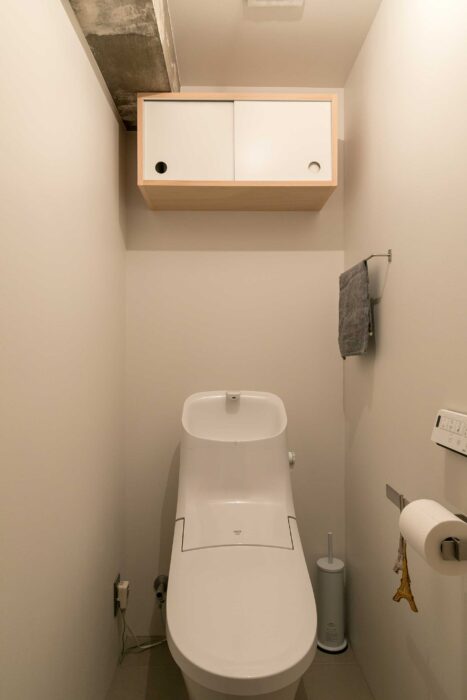 トイレの上部の物入れは『ASSY』の標準仕様。