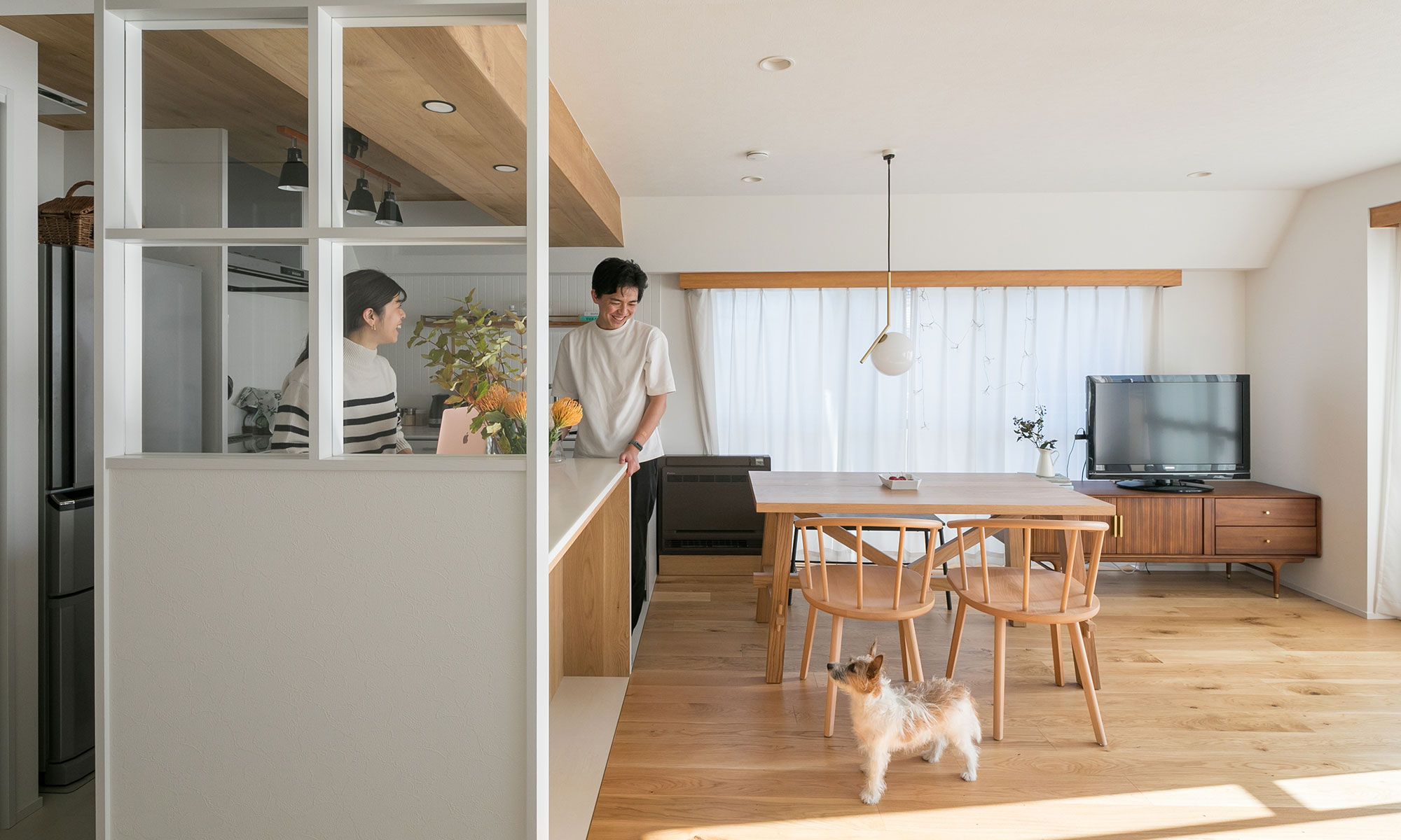 機能的な住まいを目指して築39年のマンションをリノベーション 時の移ろいと今を感じる住空間 | ToKoSie ー トコシエ