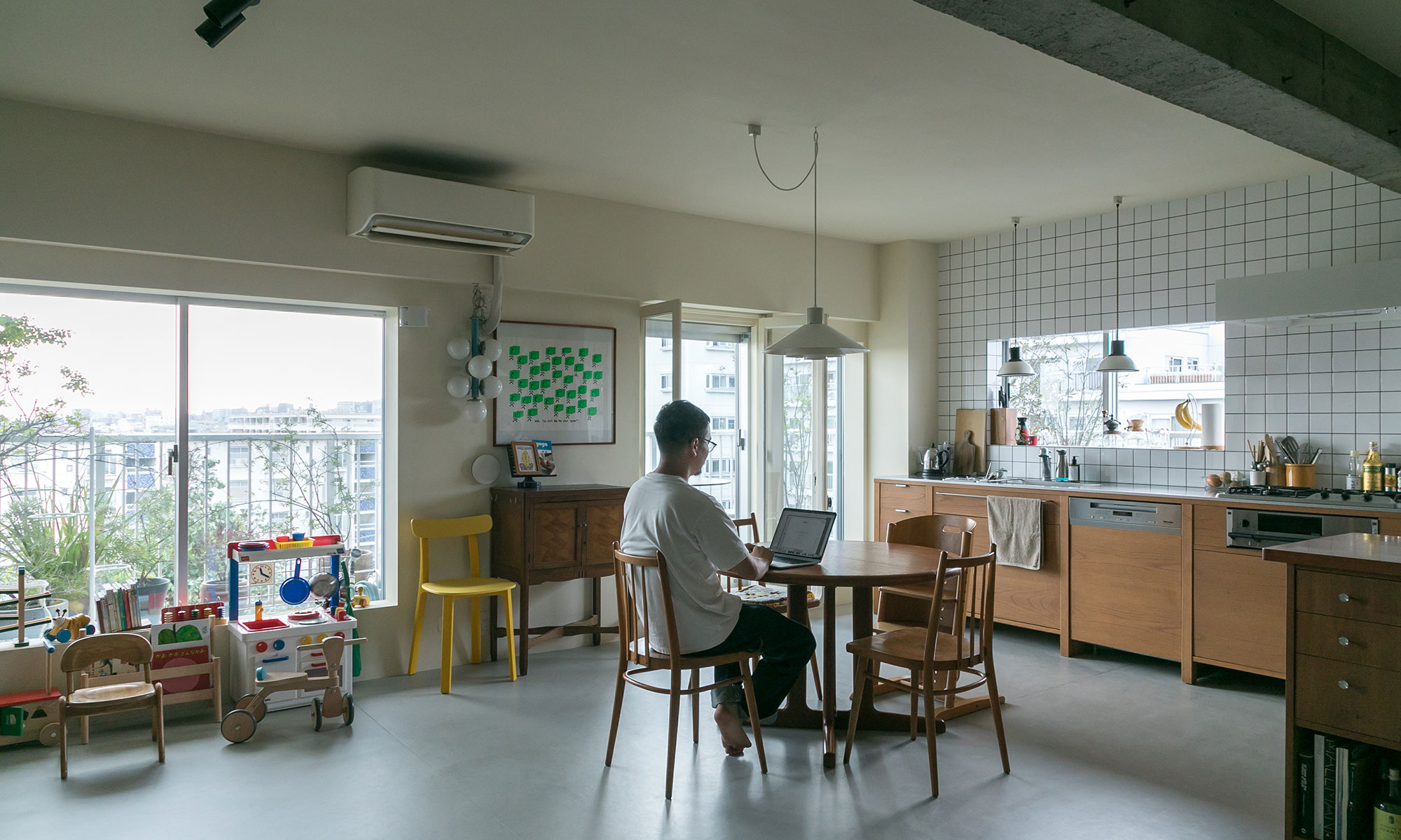 内装のプロの自邸自分が好きなものを集めて心地のいい空間を作る | ToKoSie ー トコシエ