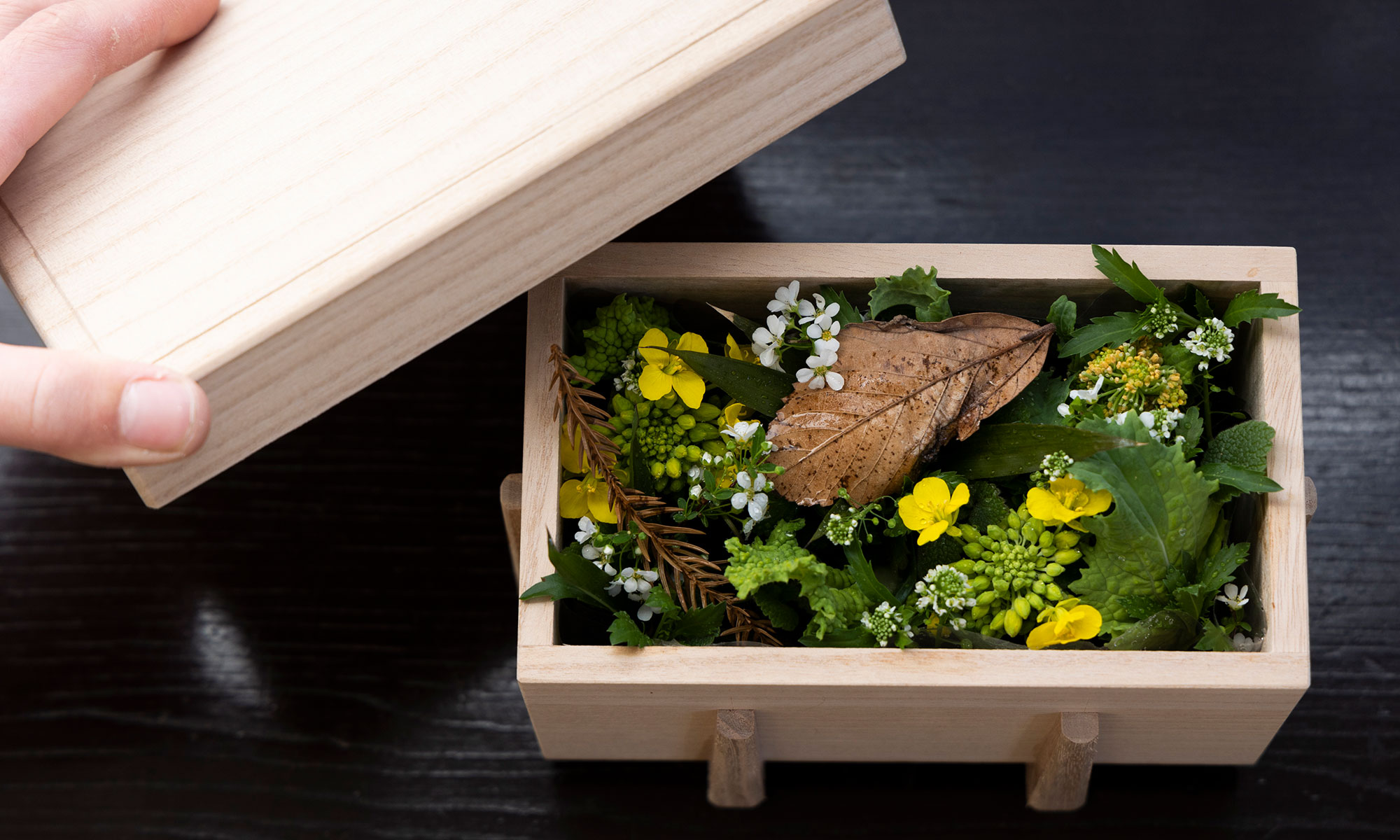 和のしつらえ『春分』春の便りが届く季節。希望に満ちた始まりの時