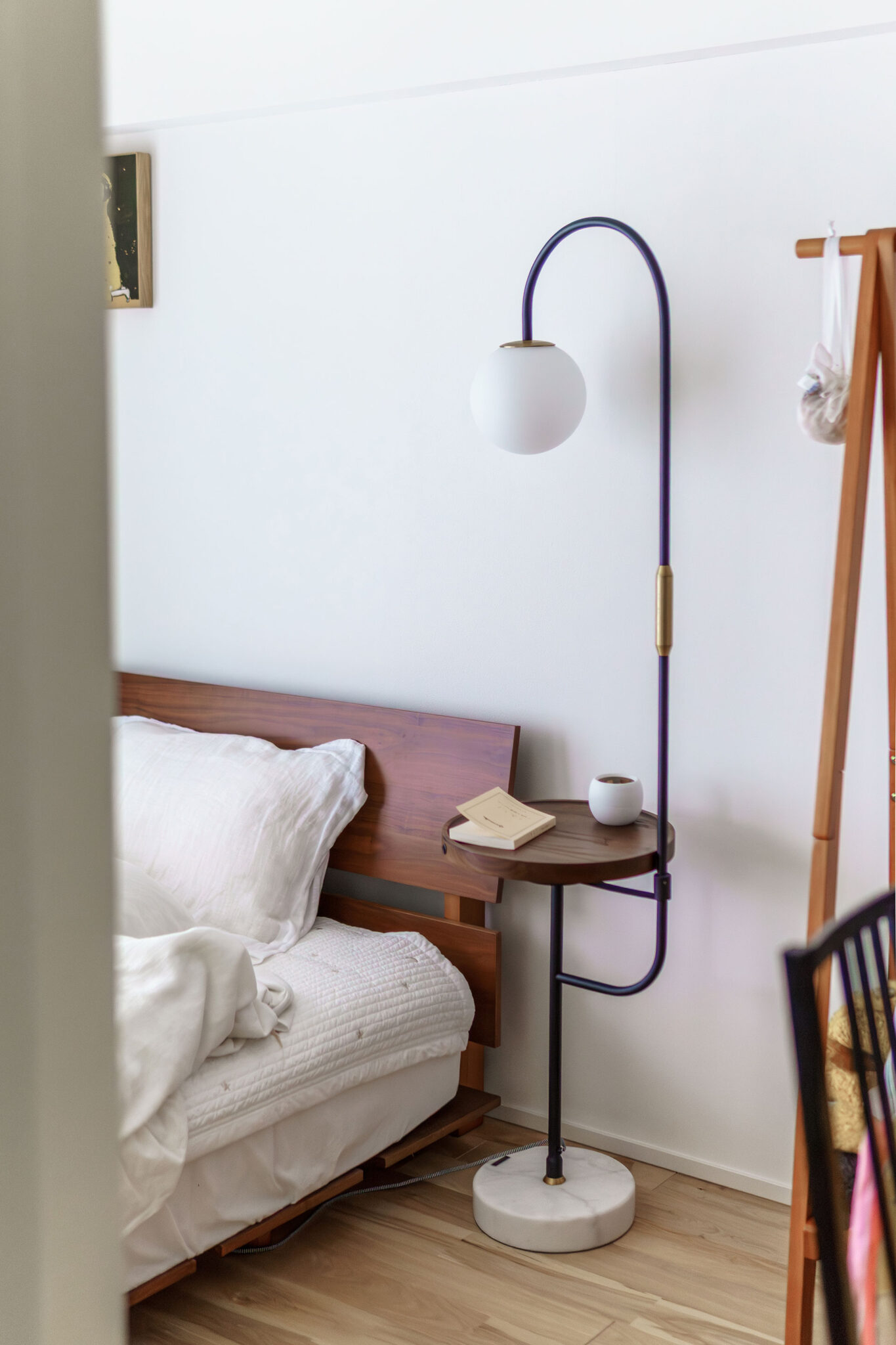 フロアランプは、「JOURNAL STANDARD FURNITURE」で購入。