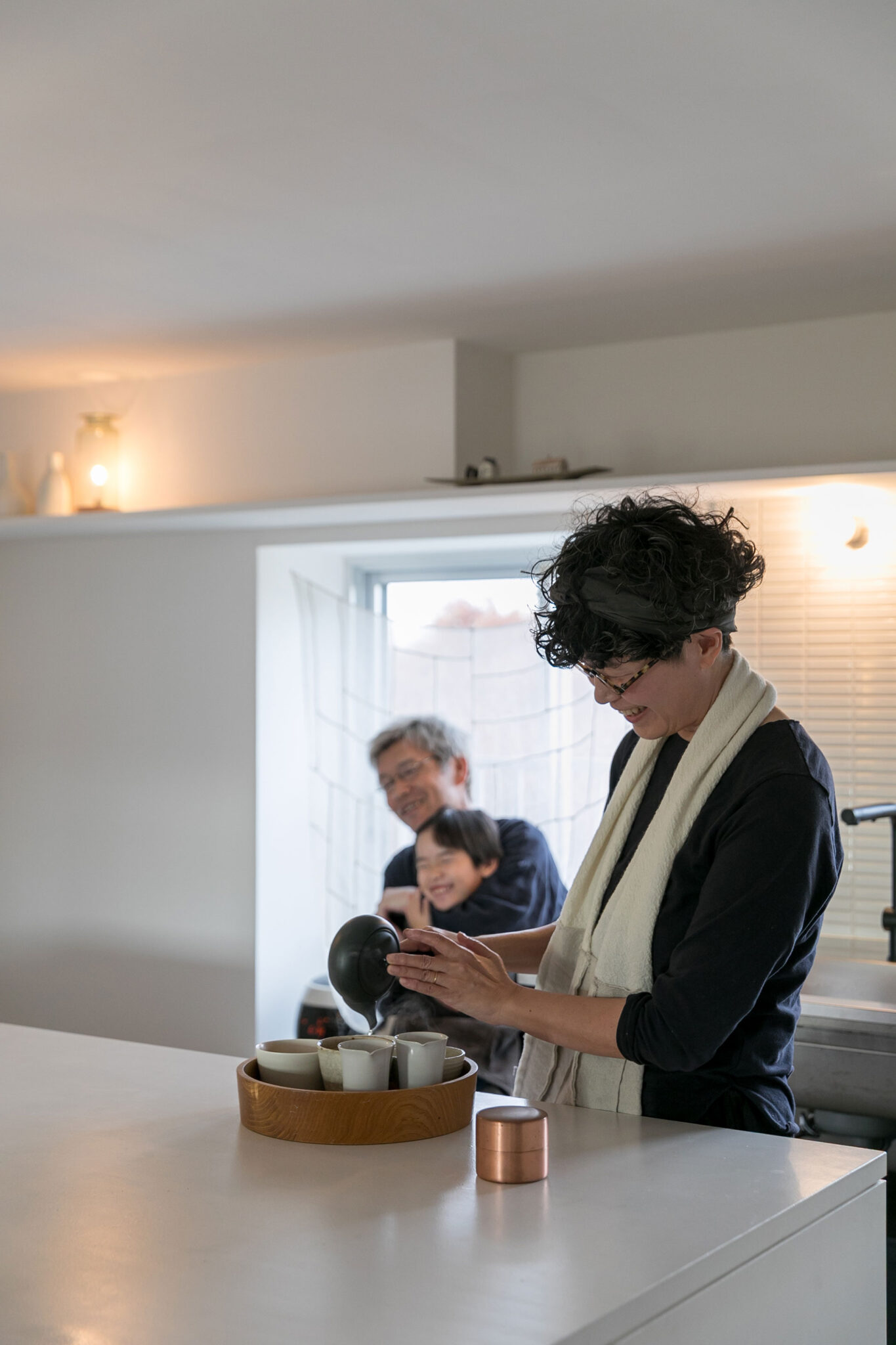 村上直樹さん、あづささん、3年生ののにちゃんの3人家族。