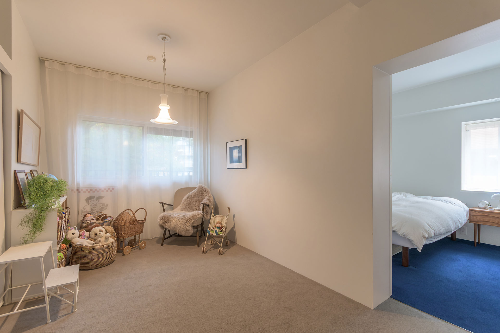 キッズスペースの右奥には、主寝室を配置。