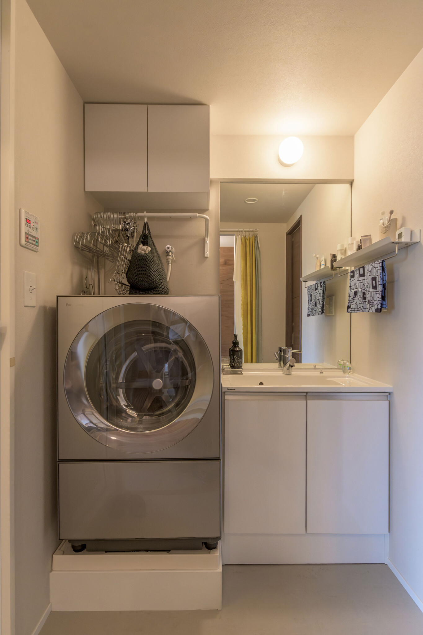 洗面台も既存をそのまま利用して、リノベ費用を削減。