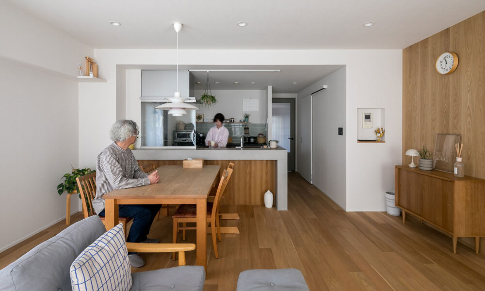 夫婦ふたりのこれからに寄り添うリノベーション 暮らしやすさをかたちに 住まいの中心に据えた収納空間