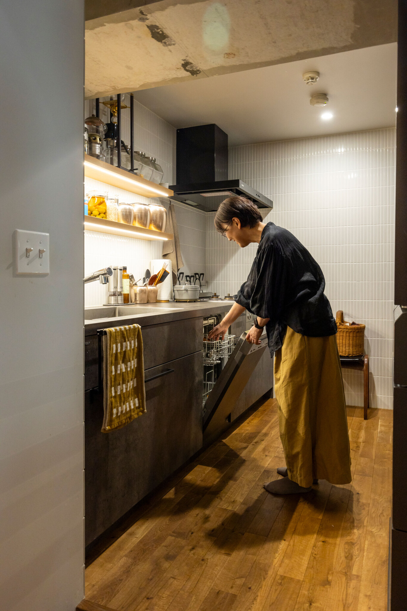食洗機は、使い勝手のよいフロントオープンを希望して「Miele」をビルトイン。